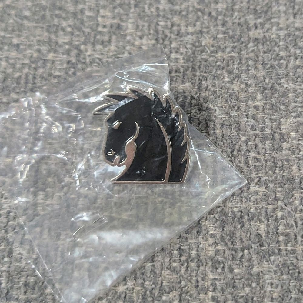 NEW! Dark Horse Comics Logo 1.25" Enamel Comic Con Pin